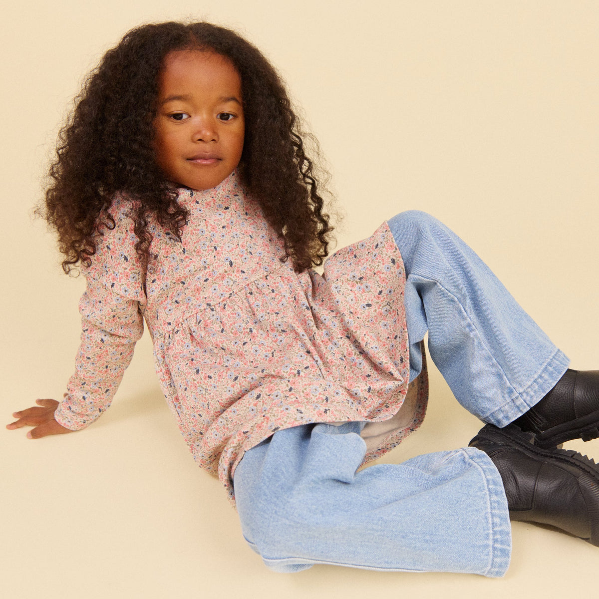 Light blue wide-leg denim trousers for kids with relaxed fit