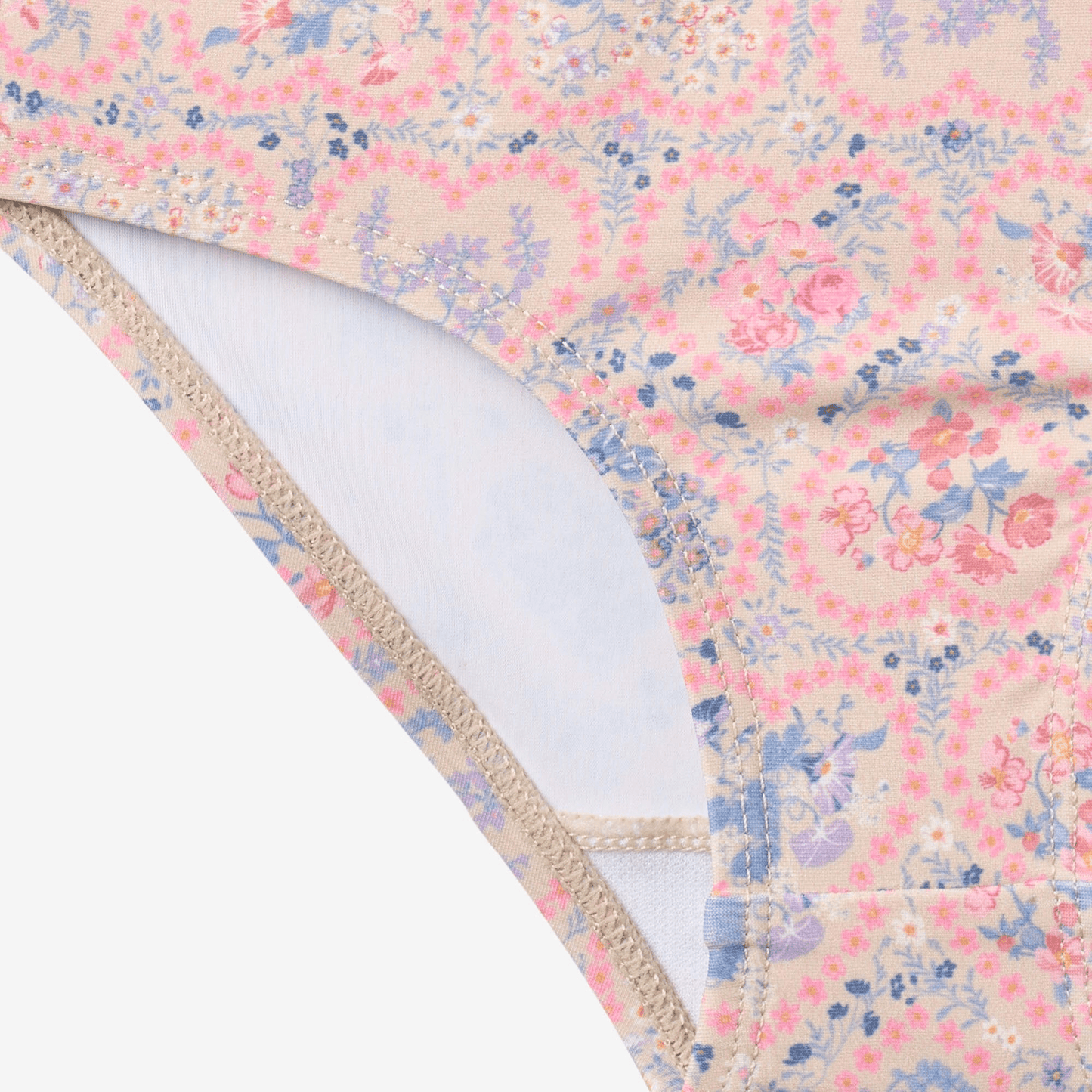 Bikini Carla rose à cœurs et fleurs