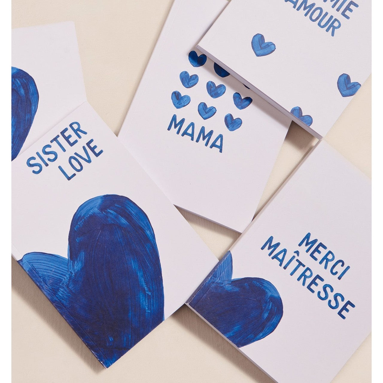 Le carnet Merci Maîtresse - cœurs bleus