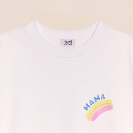 Le t-shirt Mama rainbow en coton bio - blanc