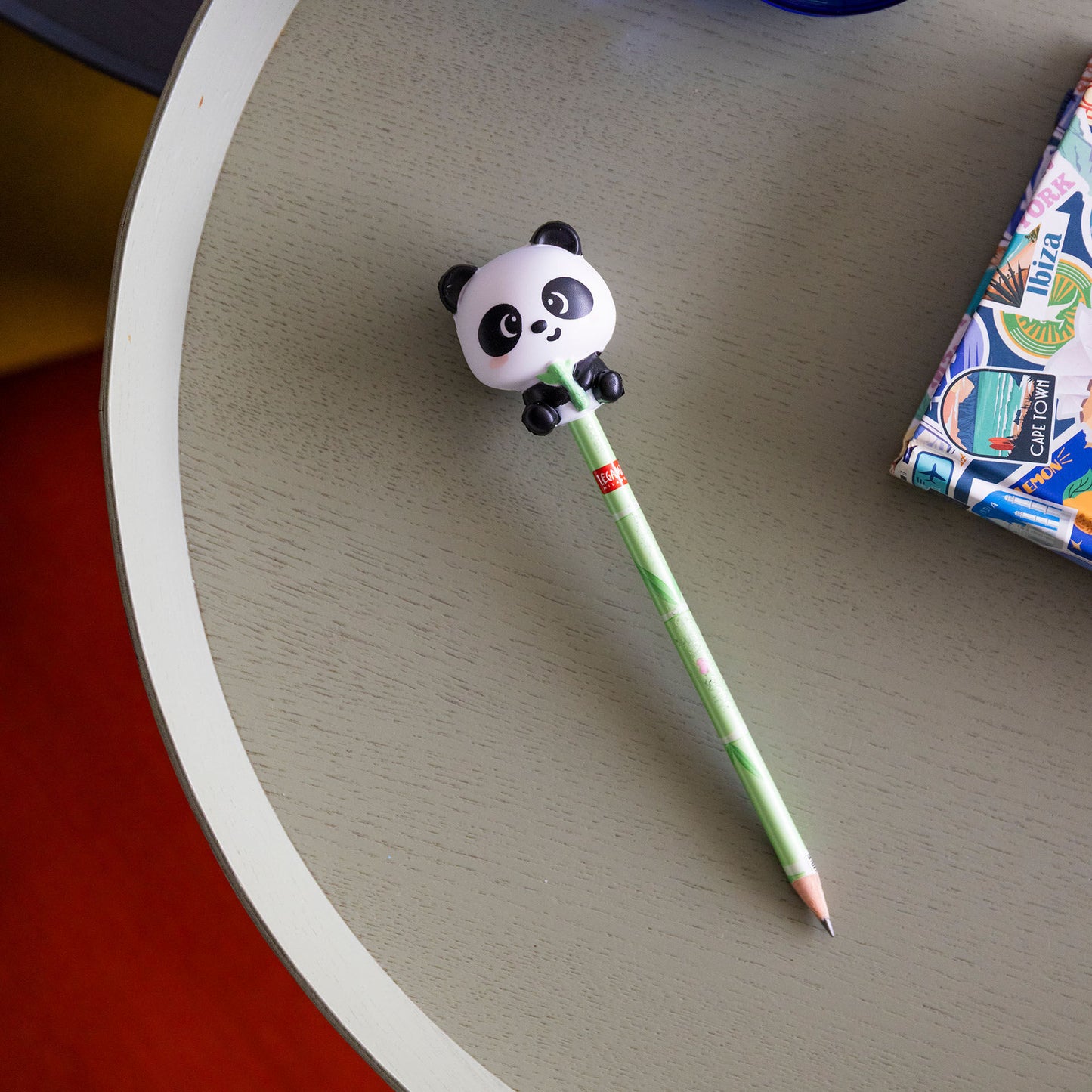 Crayon avec Anti-stress Panda « Hug me »- Squeezies