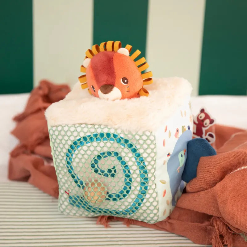 Cube d'activités Peluche Jack le lion Cube 12 cm