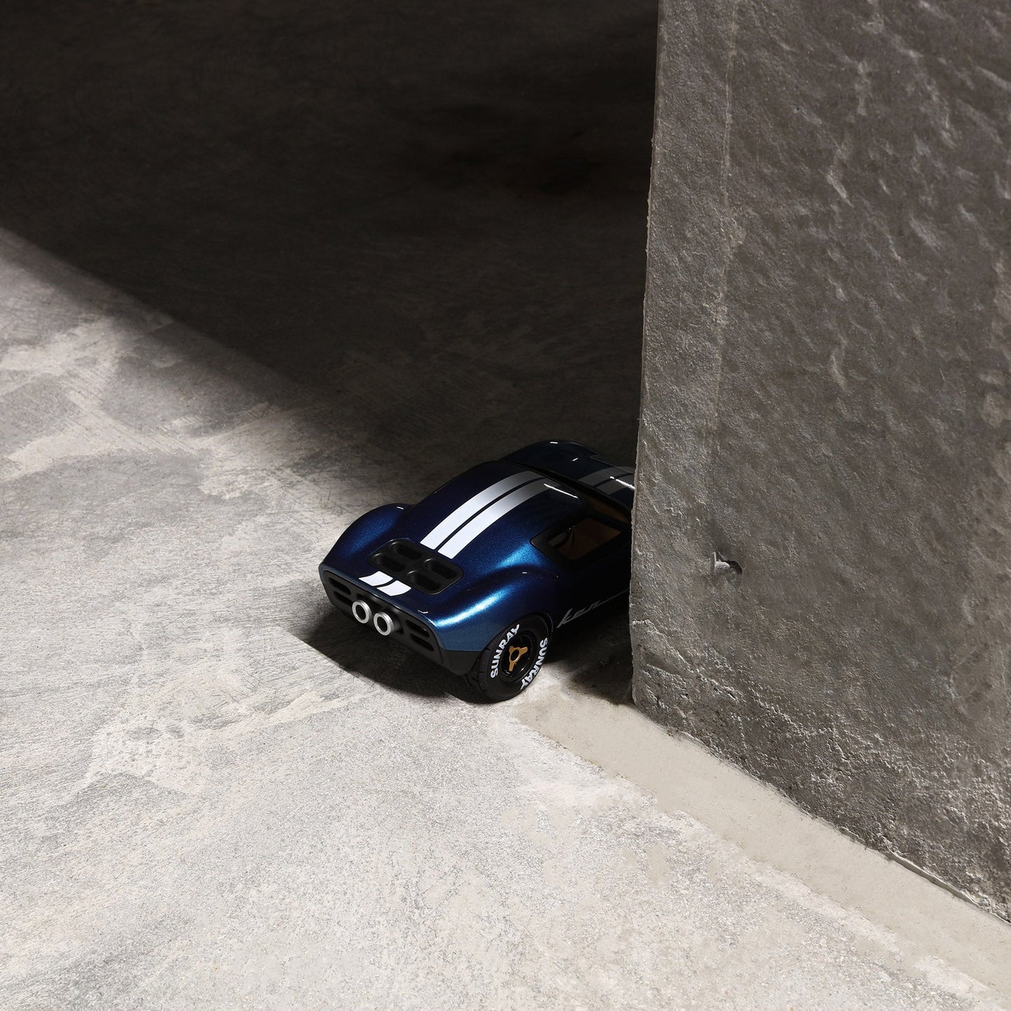 Playforever - Voiture Mini Ken Cash - Bleu/Blanc - L.17,40cm