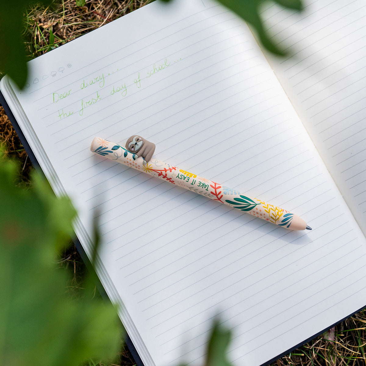 Stylo à bille rétractable paresseux