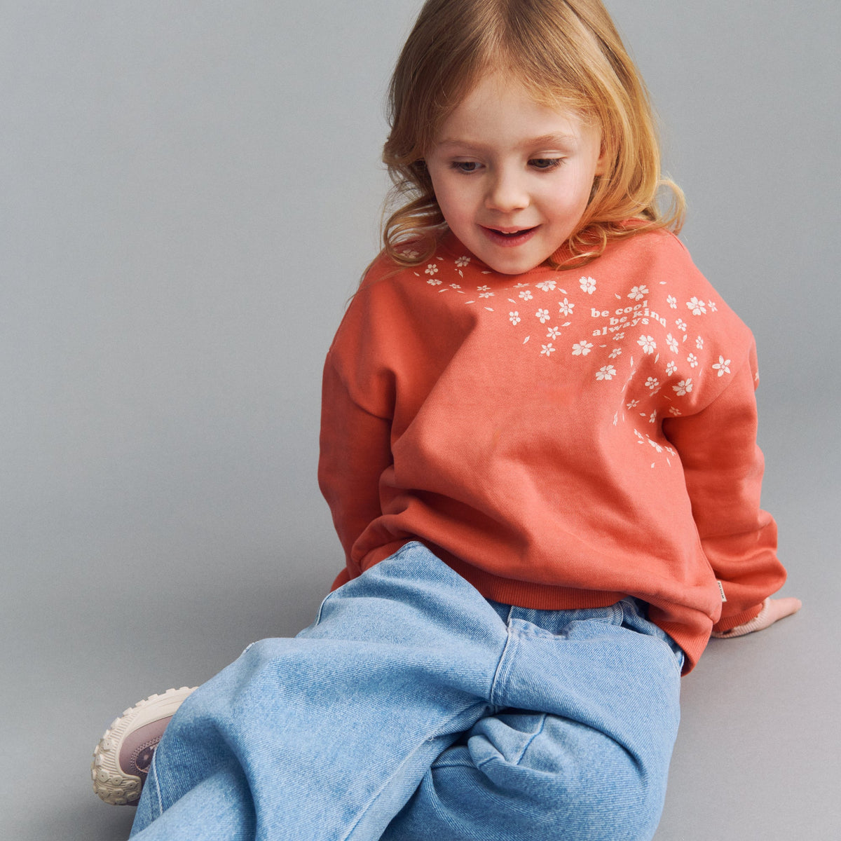 Wheat Felix trousers in light blue denim with soft drape
