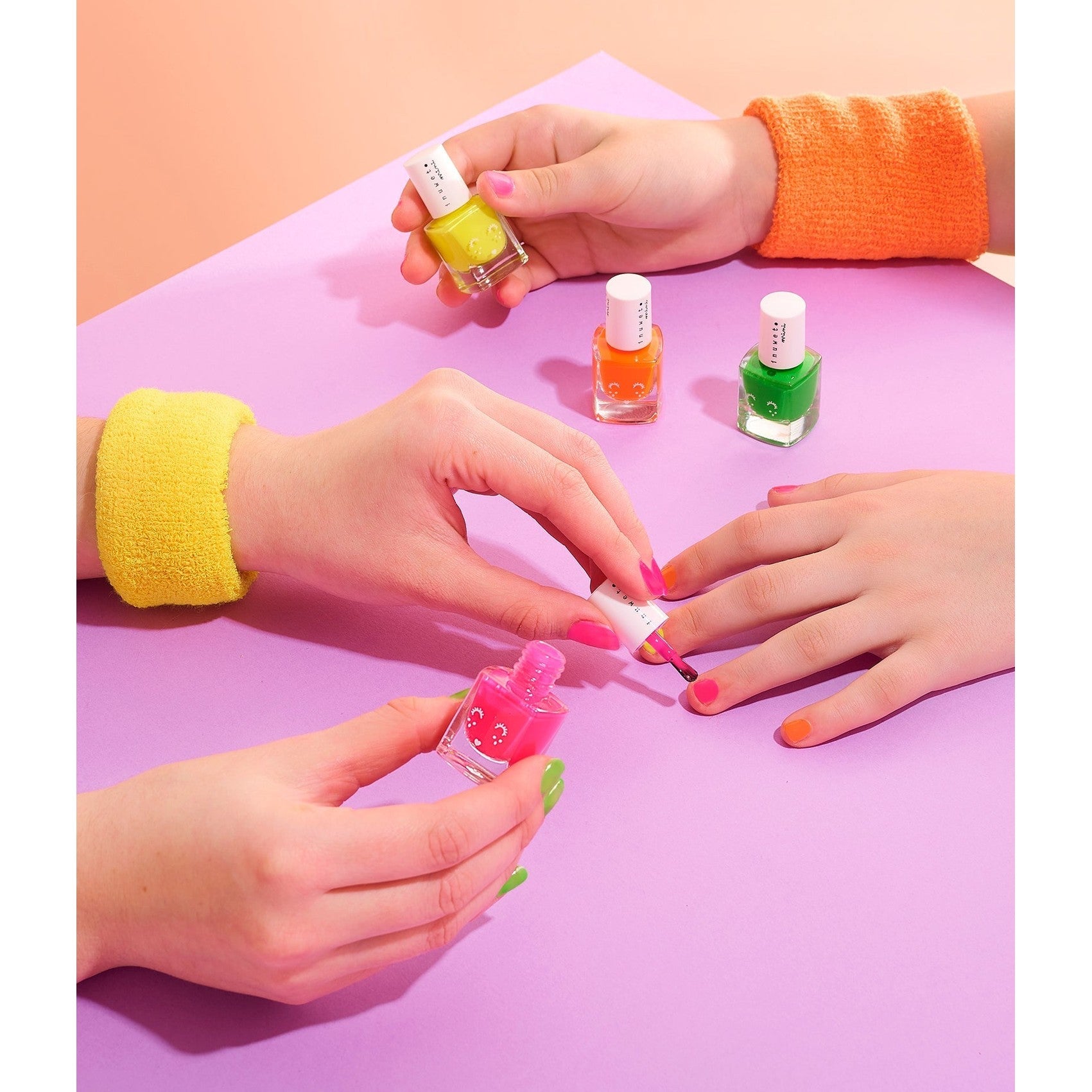 Vernis à l'eau fluo rose - Parfum bubble gum