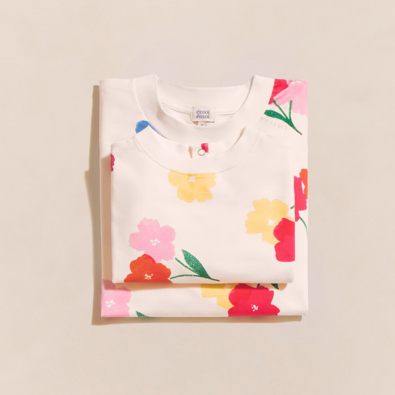 Le sweat Sam en coton bio - Anémones bouquet